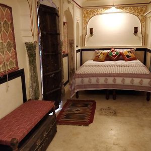 Deluxe Double Room Bath